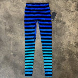 NWT K Deer Leggings Size L